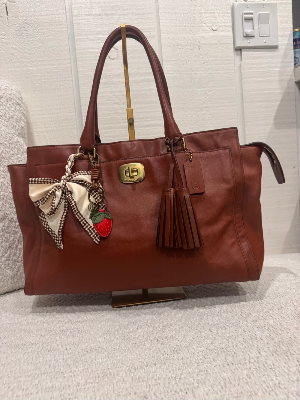 Coach Reloved Legacy Large Chelsea Carryall
